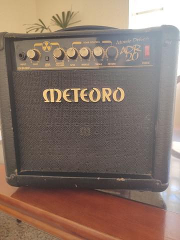 Amplificador guitarra, meteoro adr20