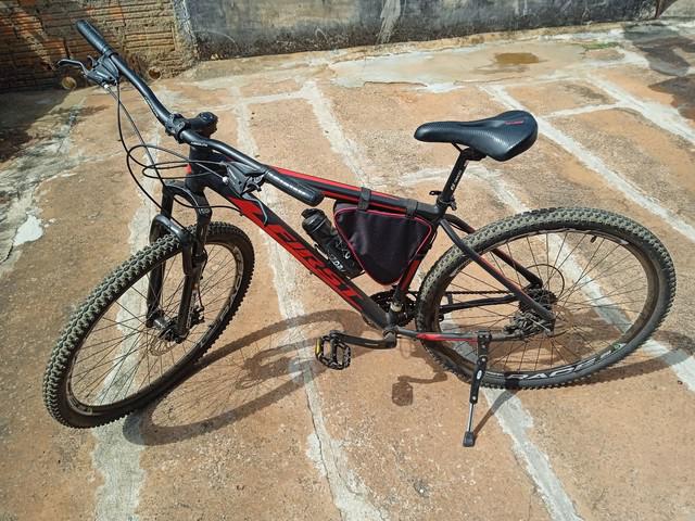 Bike shimano o aro 29 usada poucas vezes