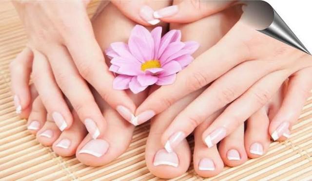 Vaga Manicure/ Pedicure