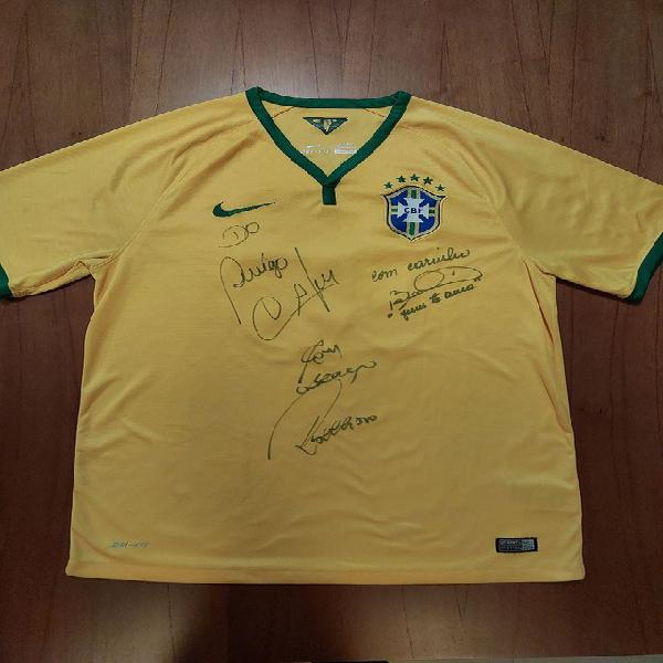 Camisa nike da seleção autografada