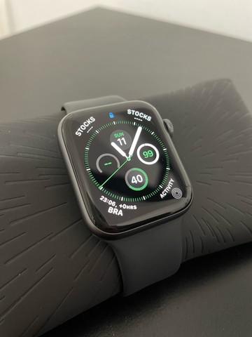 Apple watch series 4 space gray 44mm