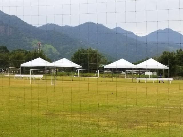 Tenda piramidal locação.