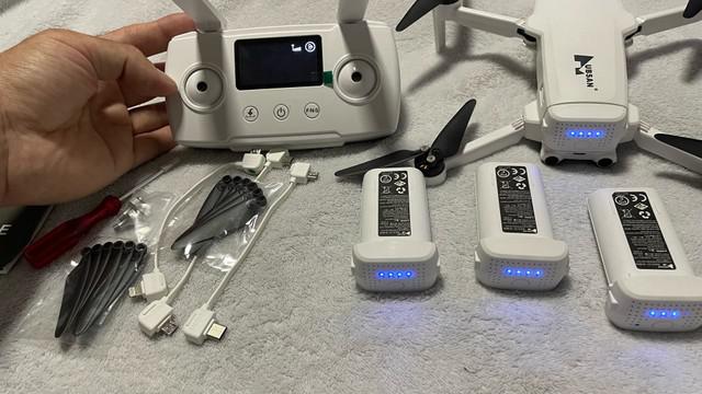 Drone zino mini se 4 baterias - 45 min de voo cada bateria