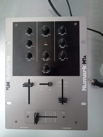 Mixer numark m1a