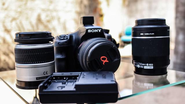 Sony a65