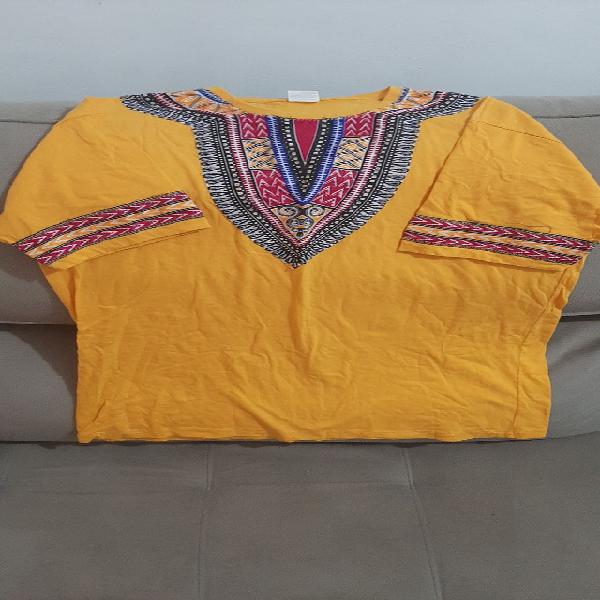 Blusa afro linda tecido grosso nova 25,00 tamanho G