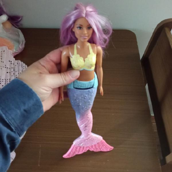 Boneca barbie sereia