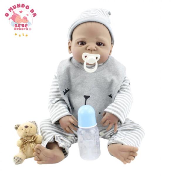 Bebê reborn menino moreno 100% silicone