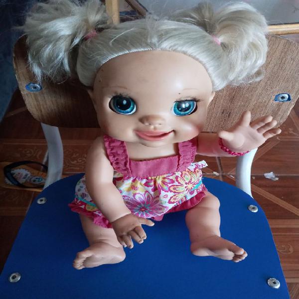 Boneca baby alive brincalhona