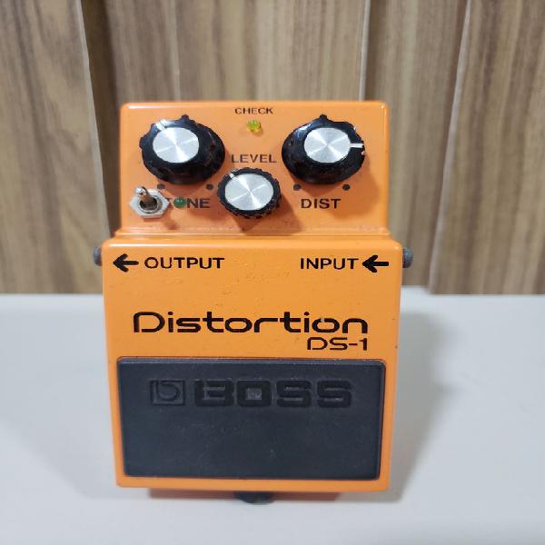 Pedal Boss Distortion DS-1 (aceito trocas)