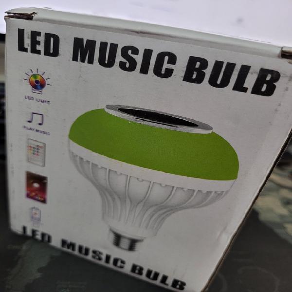 Lâmpada led musical bluetooth c/ controle