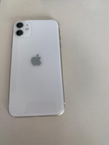 Iphone 11 64 gb branco saúde 100% sem acessórios somente