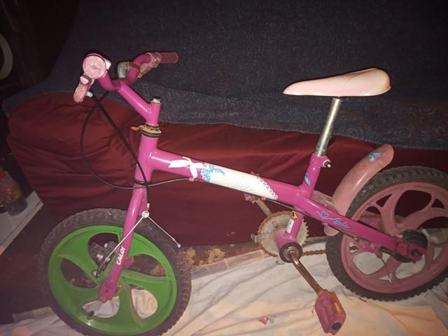 Bicicleta pra menina