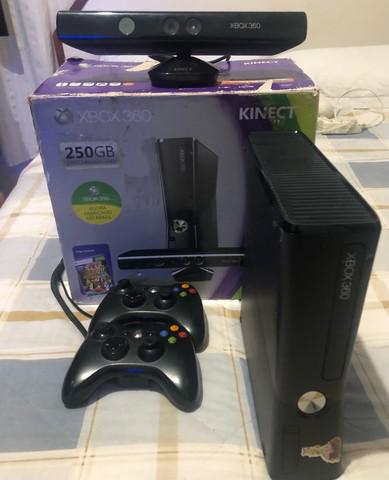 XBOX 360 - 250gb