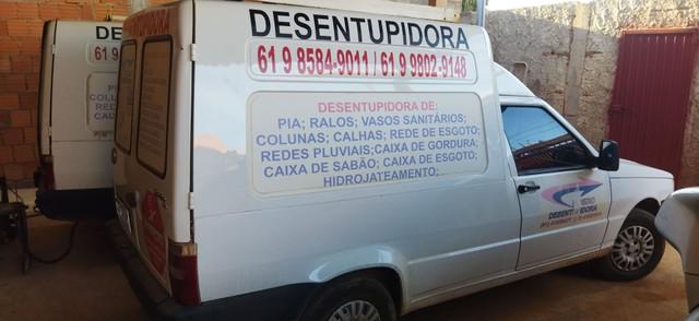 Desentupidora de esgoto