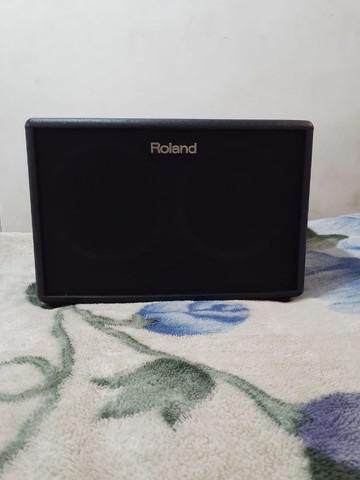 Amplificador Roland AC-60 para violão