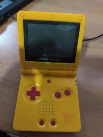 Game boy advance sp pikachu