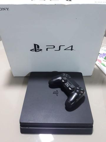 PS4 Slim 500g + 4 jogos mídia física