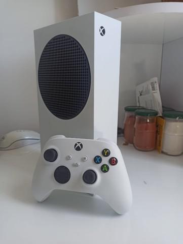 Xbox Series S em perfeito estado