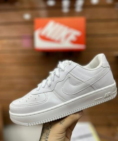 Tênis nike linha premium 34 ao 43