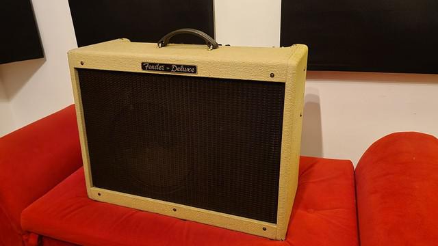 Amplificador valvulado fender hot rod deluxe