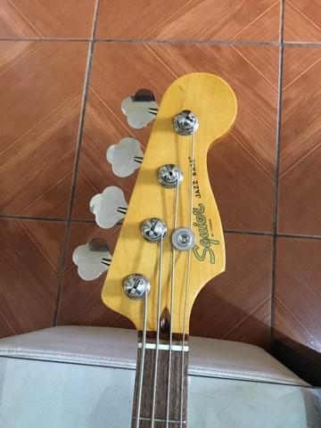 Contra baixo fender squier classic vibe 70s jazz bass