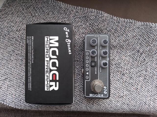 Pedal mooer 010 two stones digital preamp m010 guitarra