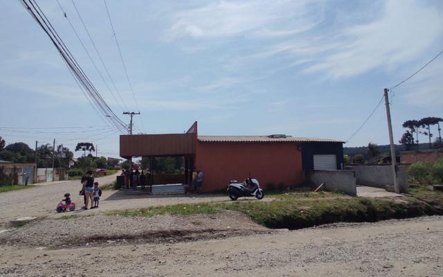 Sala comercial para locação piraquara