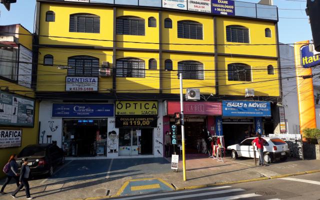 Alugo sala comercial de frente ao poupatempo de taboão da