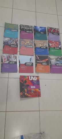 Livros Uno educação 1° série Ensino Médio