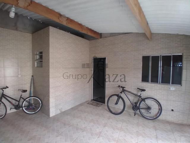 Casa sobrado aluguel 3 dormitórios 120m² 295238012