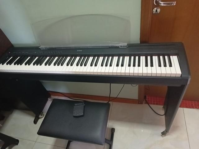 Piano digital yamaha p95