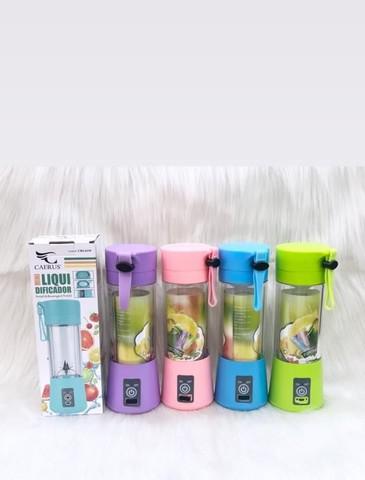 Mini liquidificador portátil