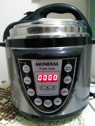 Panela de Pressão Elétrica Mondial Pratic Cook 4L