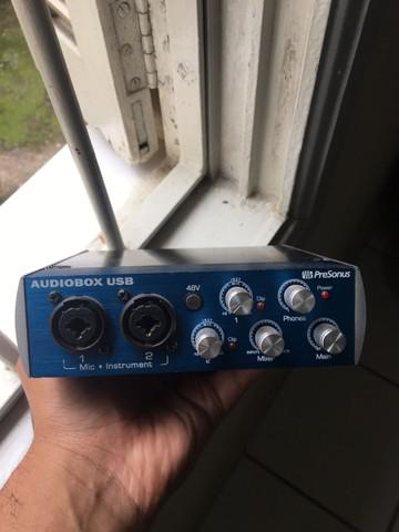 Interface de Áudio AudioBox USB - Presonus