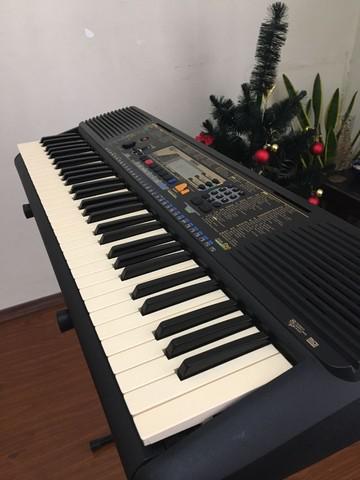 Teclado yamaha psr-b20