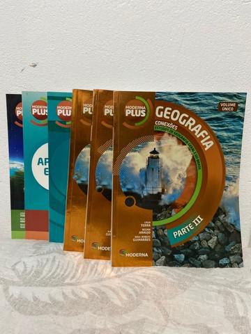 Livro didático de Geografia. Estudos de Geografia Geral e