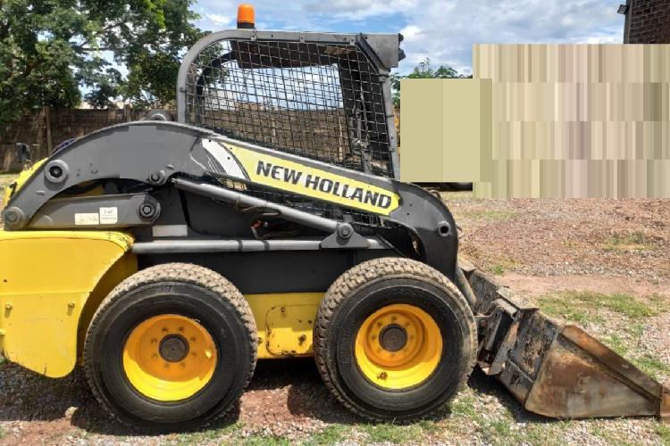 L218 new holland - 12/12