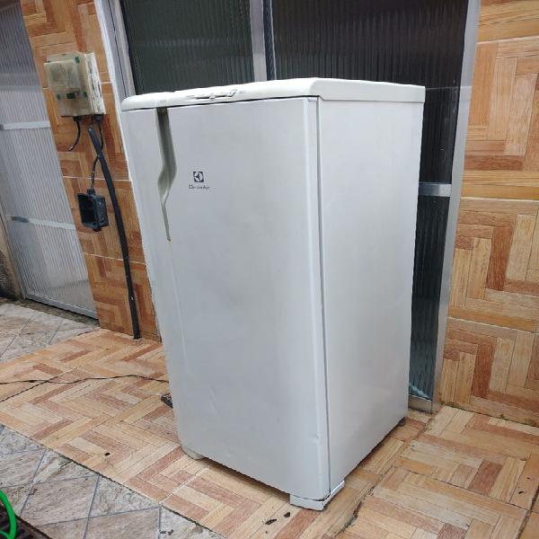 Refrigerador eletrolux re 31 bca