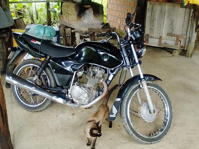 Vende-se moto honda gc 125 ano 2008/2008