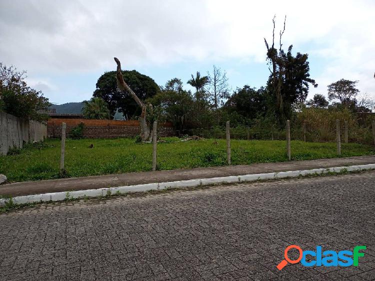 Terreno com Escritura Pública em Ratones