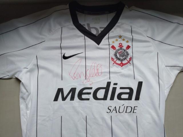 Camisa corinthians 2008 - ronaldo nº 9 (autografada) - tam.