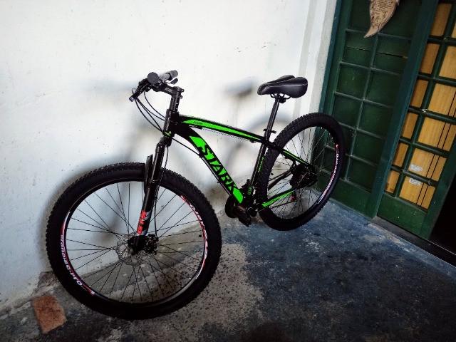 Vendo bike aro 29 marca Stark pouco usada.