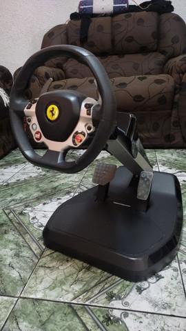 Volante thrustmaster (LEIA A DESCRIÇÃO)