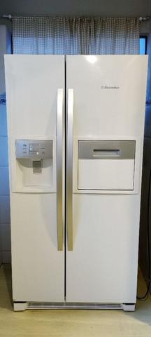 Lindo refrigerador electrolux side by side 504l