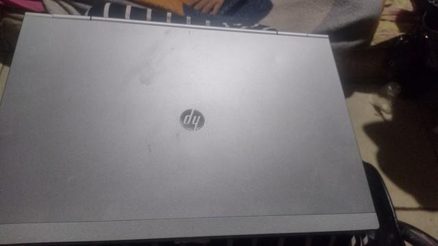 Vendo notebook hp perfeito estado