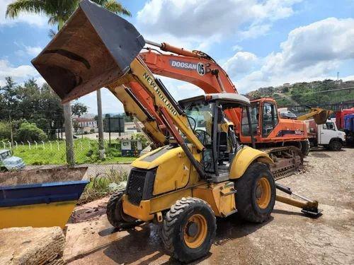 Retroescavadeira new holland 4×4 retro caterpillar 4×2