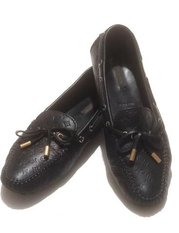 Mocassim Louis Vuitton Black/Gold - LLebu: A melhor experiência de Luxo  online do mundo!