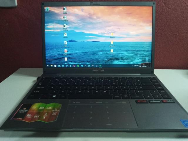 Netbook positivo