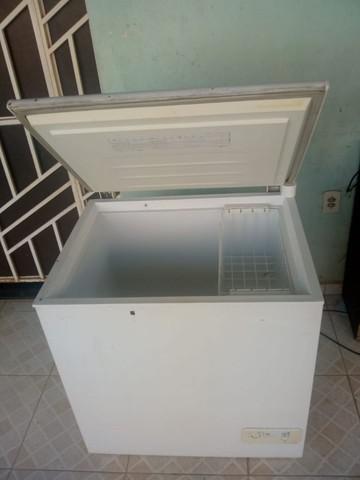 Freezer eletrolux super conservado